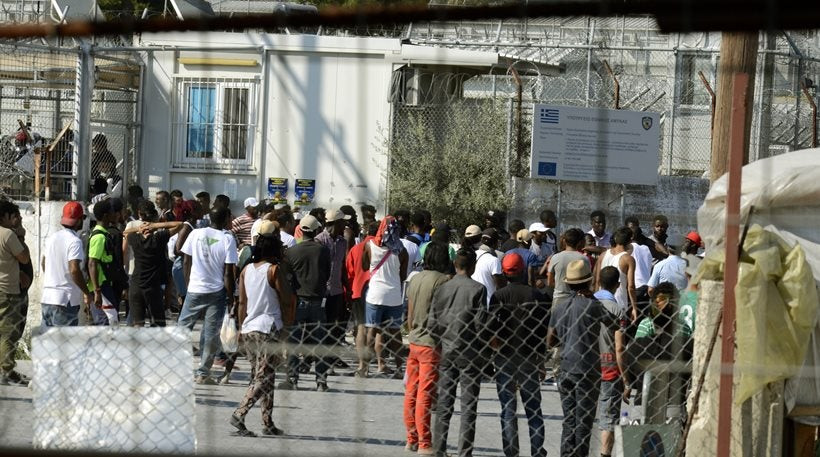 Δήμαρχος Λέσβου: Οι συνθήκες για τους μετανάστες στο νησί είναι τραγικές με ευθύνη Μουζάλα